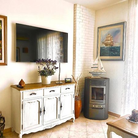 Ladya Apartment Alghero Bagian luar foto