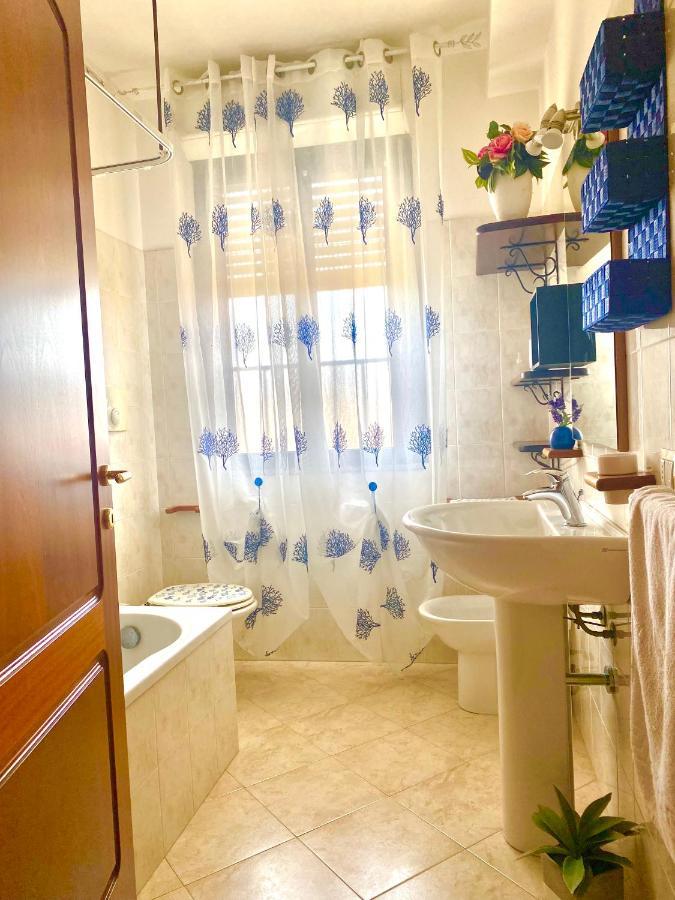 Ladya Apartment Alghero Bagian luar foto